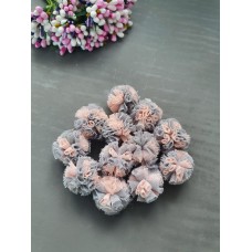 Фатиновый помпон (цвет серый/светло-розовый)